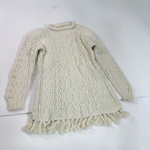 Vintage Yarnworks Handknit Sweater Womens Medium Cream Cable  Tassles Festival